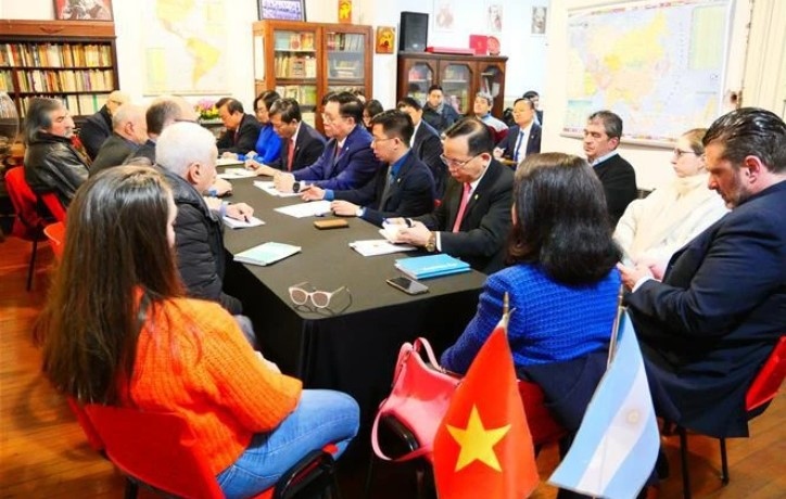 Argentina, Vietnam boost political trust